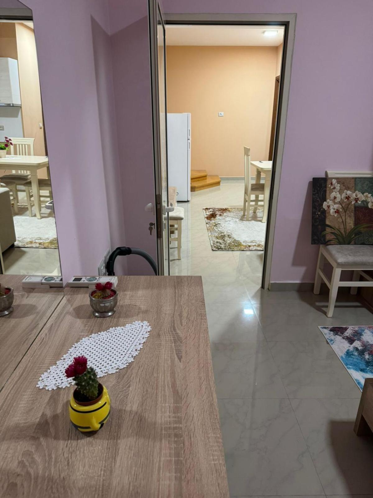 Centrum Apartamento Tirana